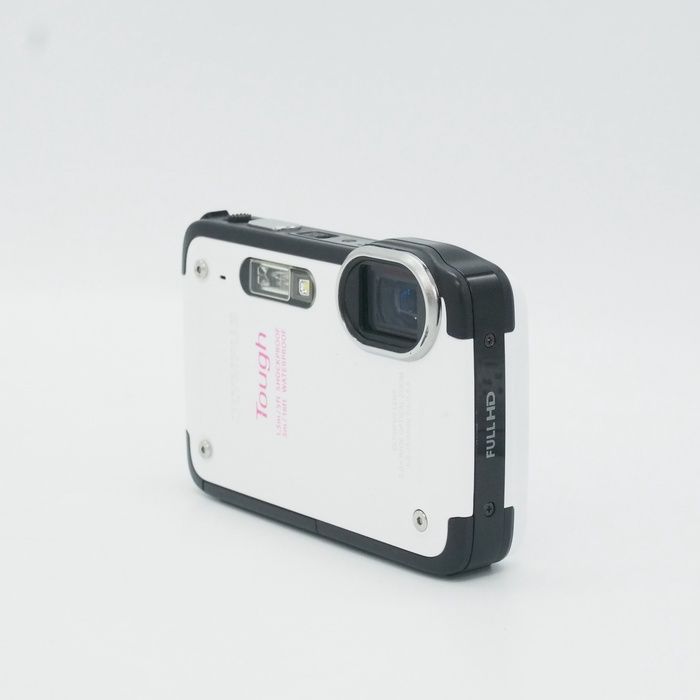OLYMPUS Tough（タフ）TG-620 デジタルカメラ　メルカリ便 完動品】OLYMPUS μ Tough TG-620 コンパクトデジタルカメラ