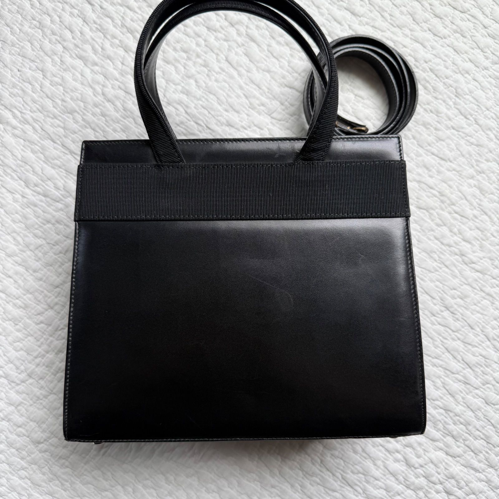 フェラガモ ヴェラリボン 2WAY ショルダー ブラック ベルト欠品