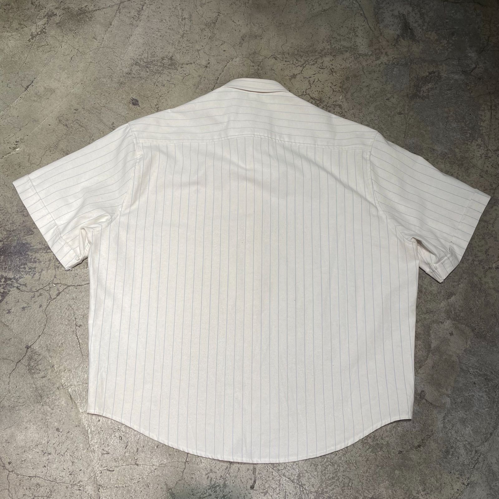 ami Paris ストライプ 半袖Tシャツ AMI Paris ストライプTシャツ - レディースとメンズ – myCompañero