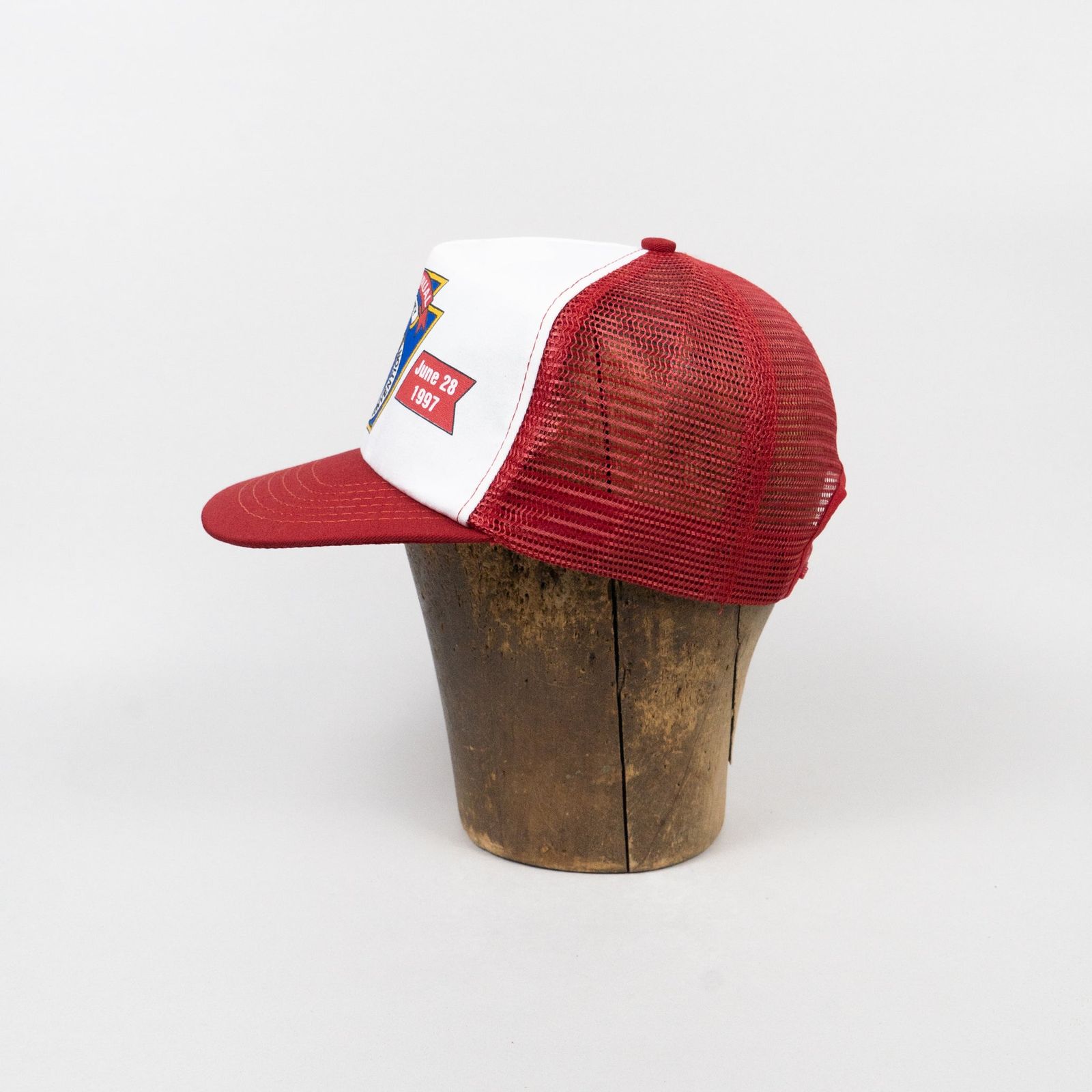 tora、ビンテージ　ヴィンテージ　キャップ　レッド 古着 OLD TIME HOCKEY NHL DETROIT RED WINGS デトロイトレッド
