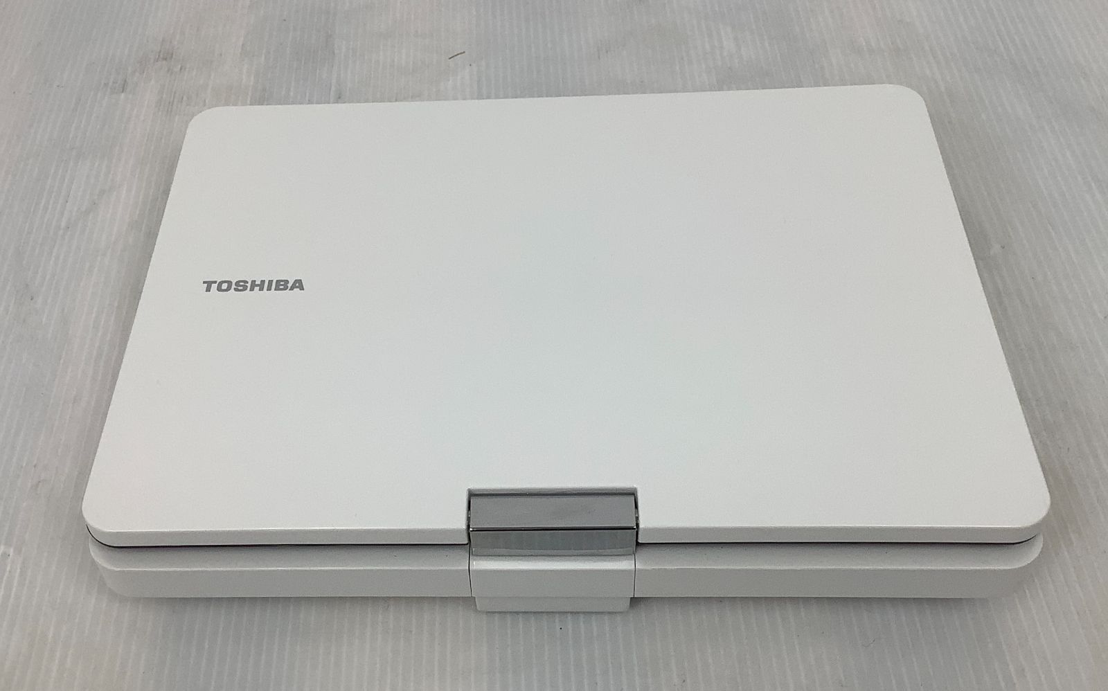 【未使用品】 東芝 DVDポータブルプレーヤー SD-P1010S 2020年製