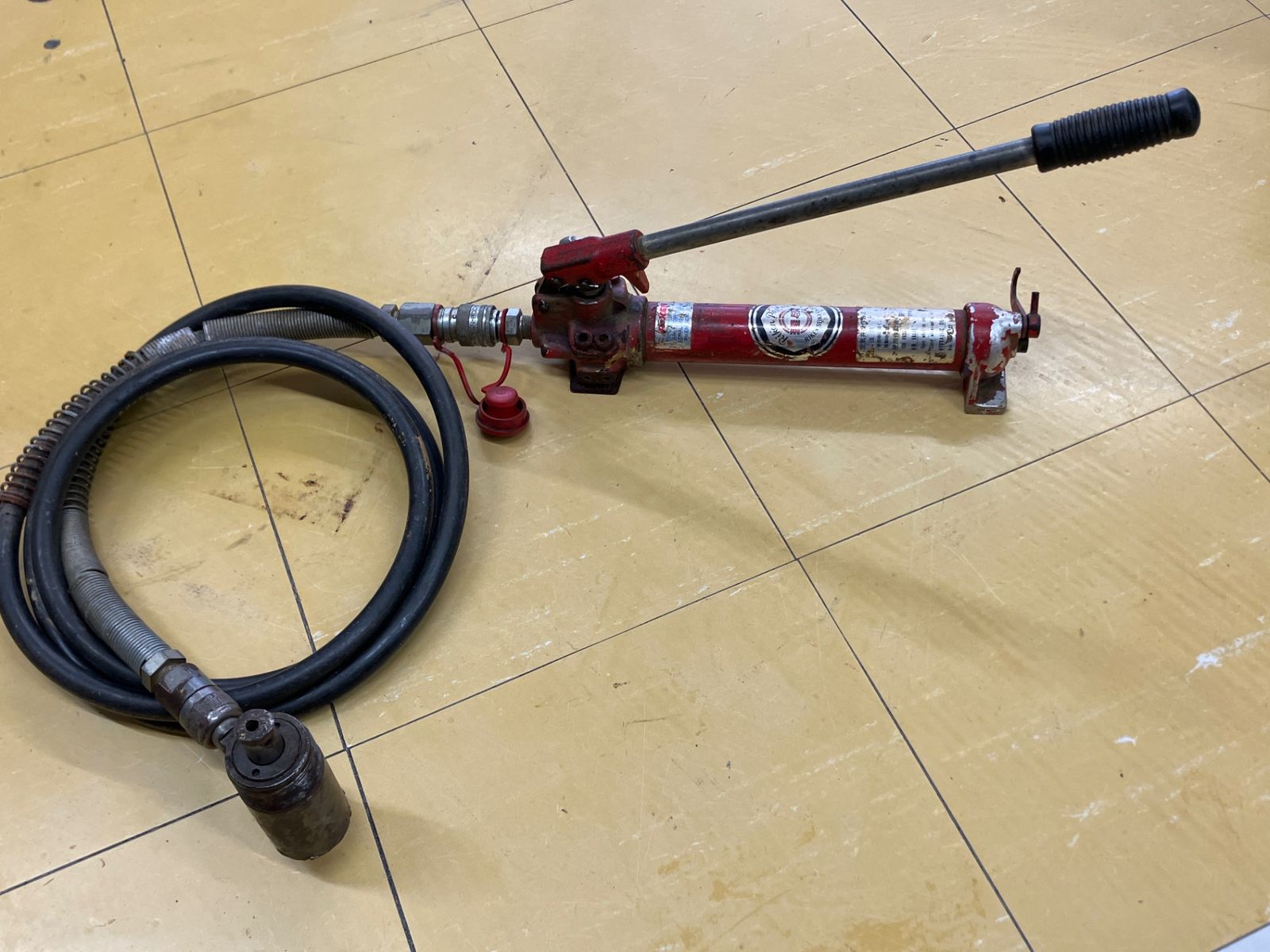 送料含む 品 RIKEN POWER 理研精機 手動油圧ポンプ P-16B 手動油圧式パンチャー アクトツール富山店 N