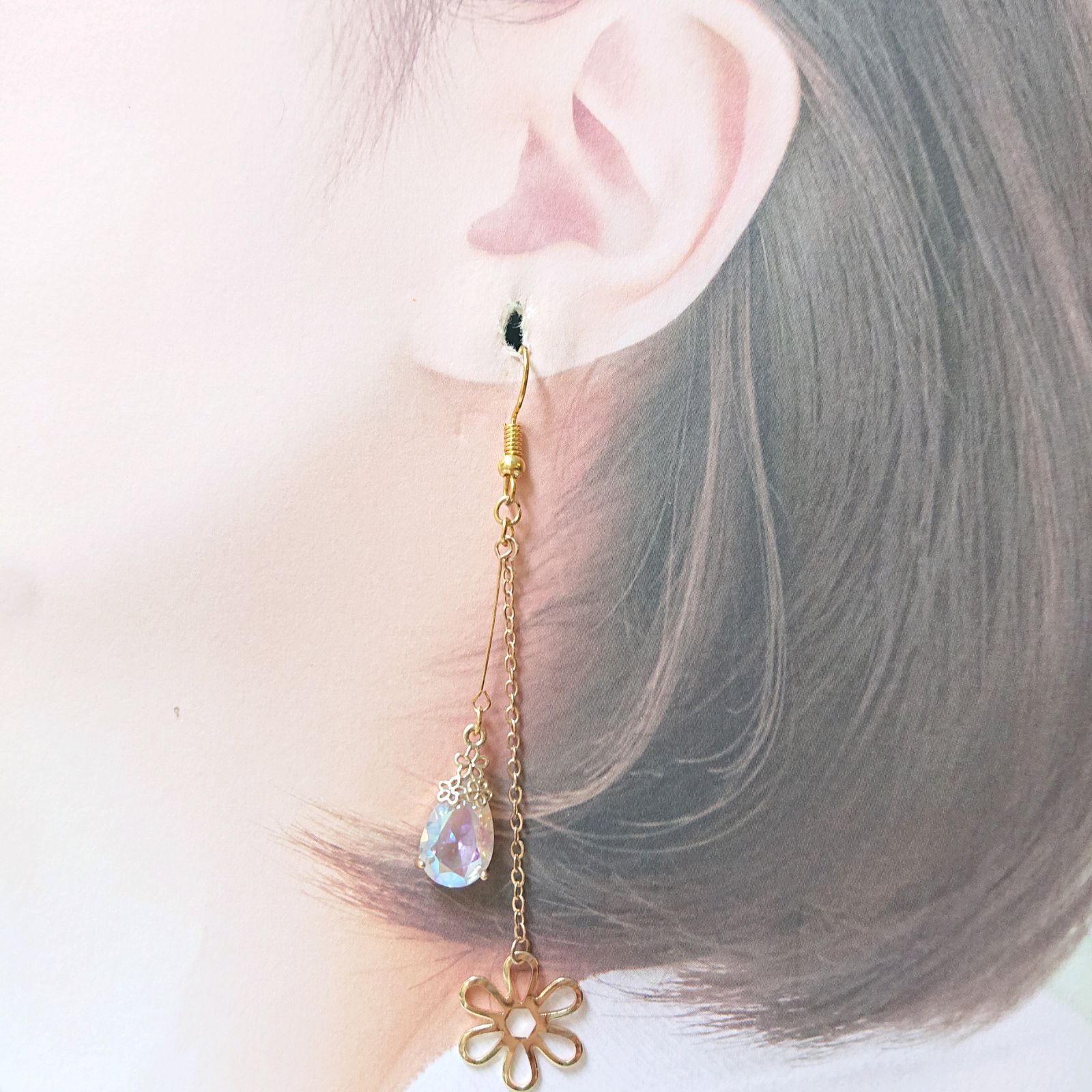 No.920オーロラしずく×ロングフラワー ハンドメイドピアス - メルカリ