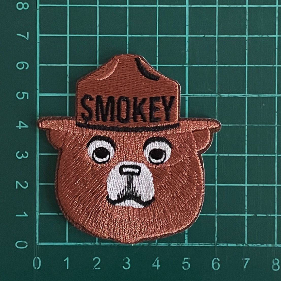 USA限定】スモーキーベア 刺繍ワッペン◇全面刺繍◇キャンプ