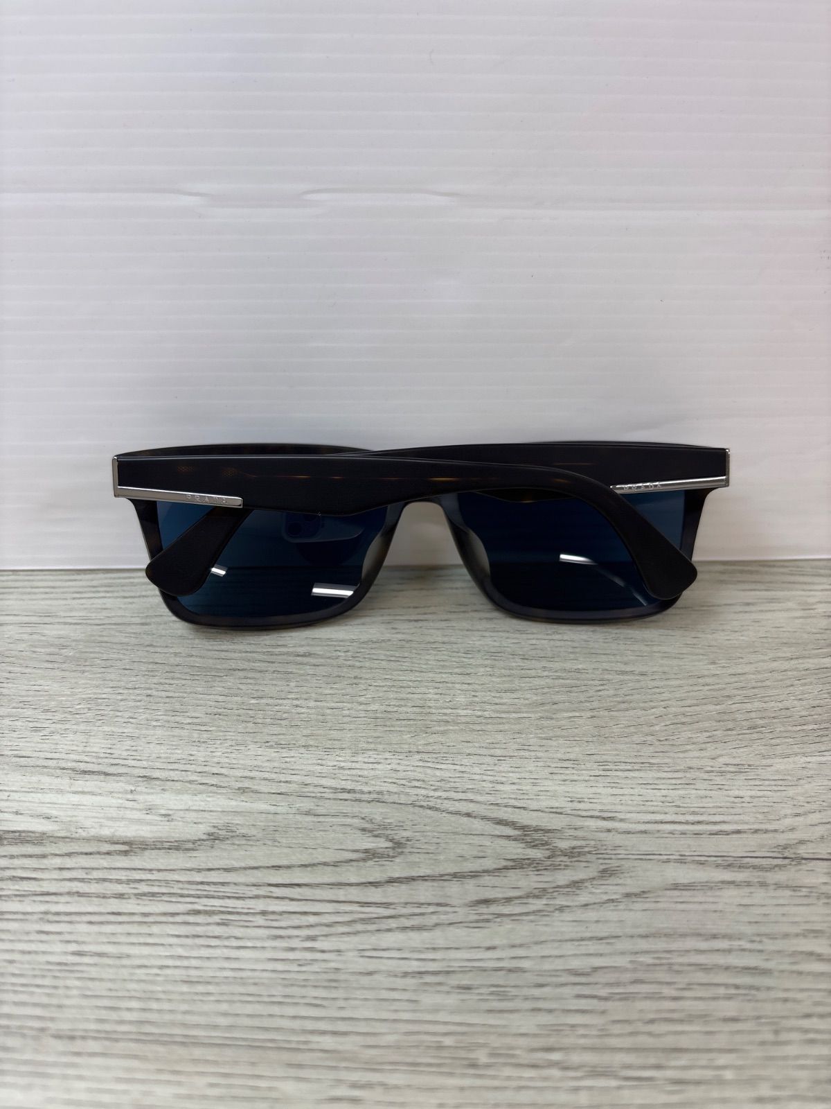 PRADAプラダのサングラス　ブルーレンズ SPR19S-F 美品 PRADAプラダサングラスSPR19S-F - メルカリ