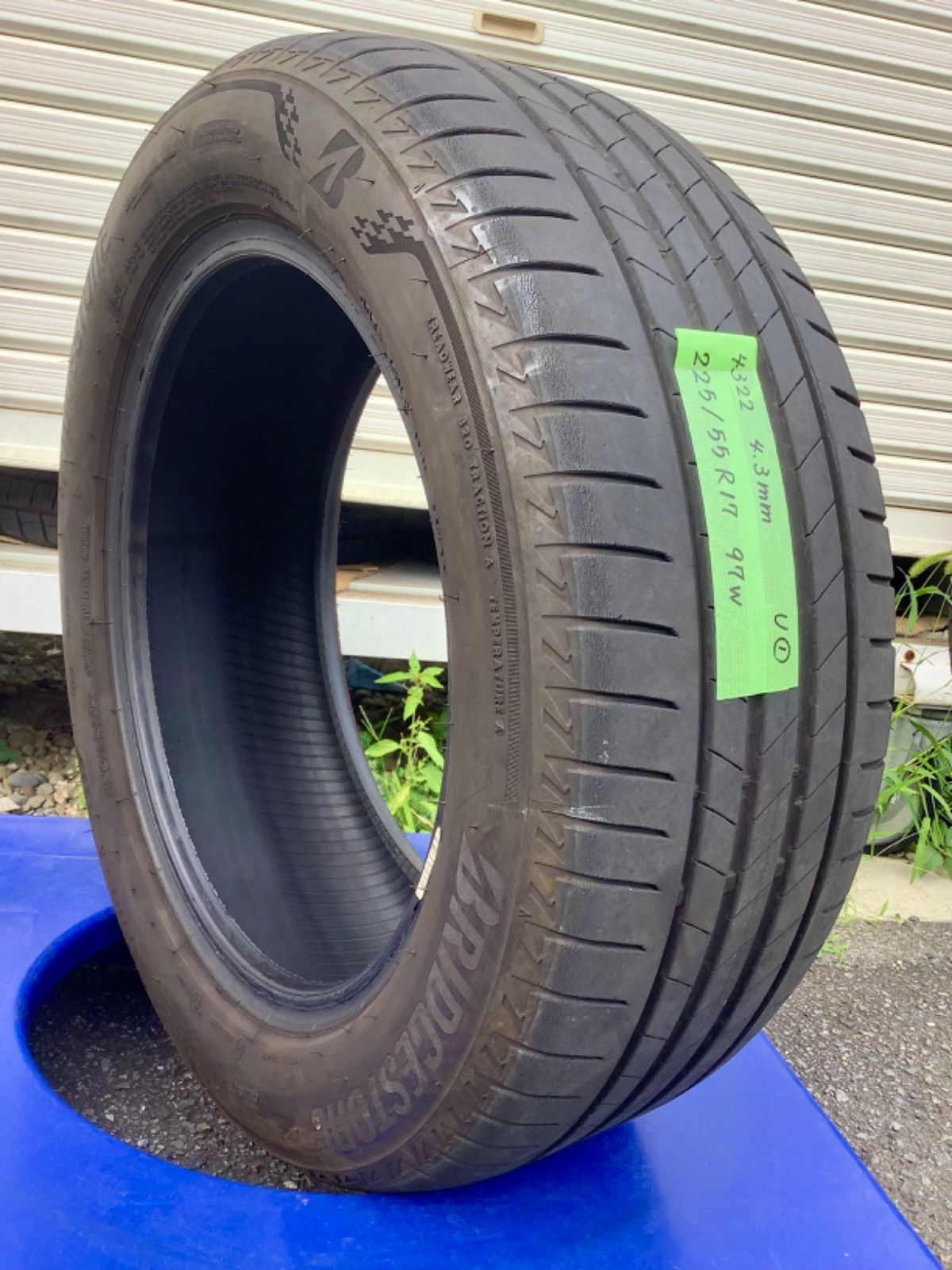 値下げ［送料込み］225/55R17 BRIDGESTONE TURANZA T005