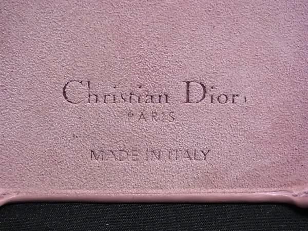 Christian Dior ピンクレザー iPhoneケース　iPhone13 Dior(ディオール)のiPhone13・14向け人気スマホケース10選!