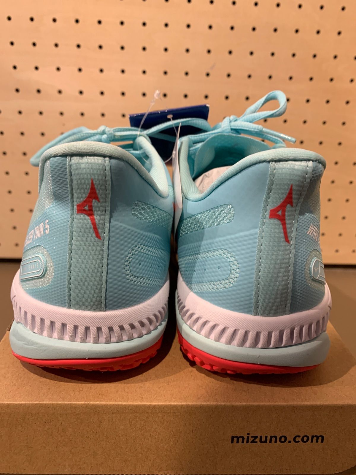 ミズノ レディーステニスシューズ23.5cm.24.5cm LLC-HASEGAWATOSO_COM