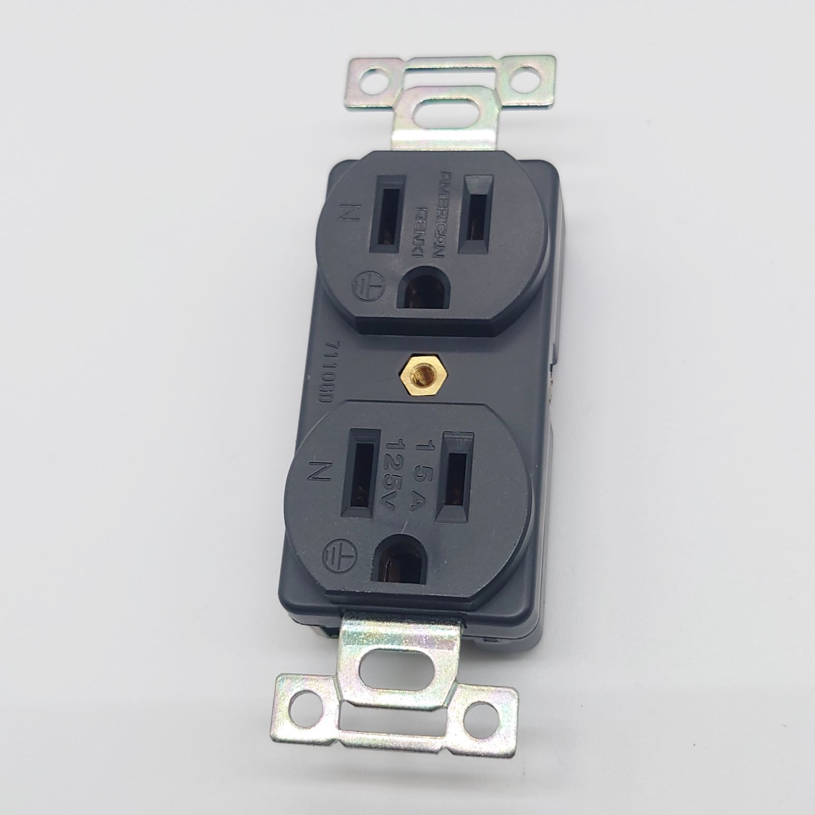 TOA ワイヤレスレシーバー WT-1814 WTU-1830 4波搭載 TOA ワイヤレス