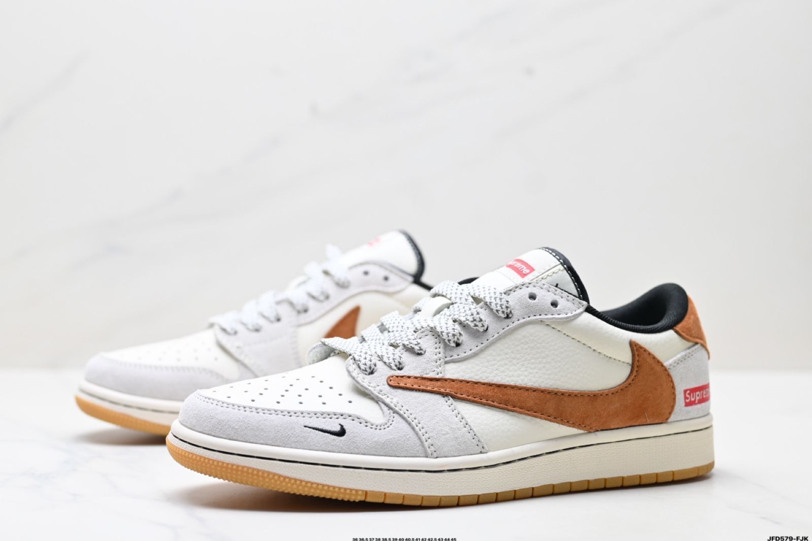 Mocha様 Nike Air Jordan 1 Retro High OG Latte Mocha FD2596-021