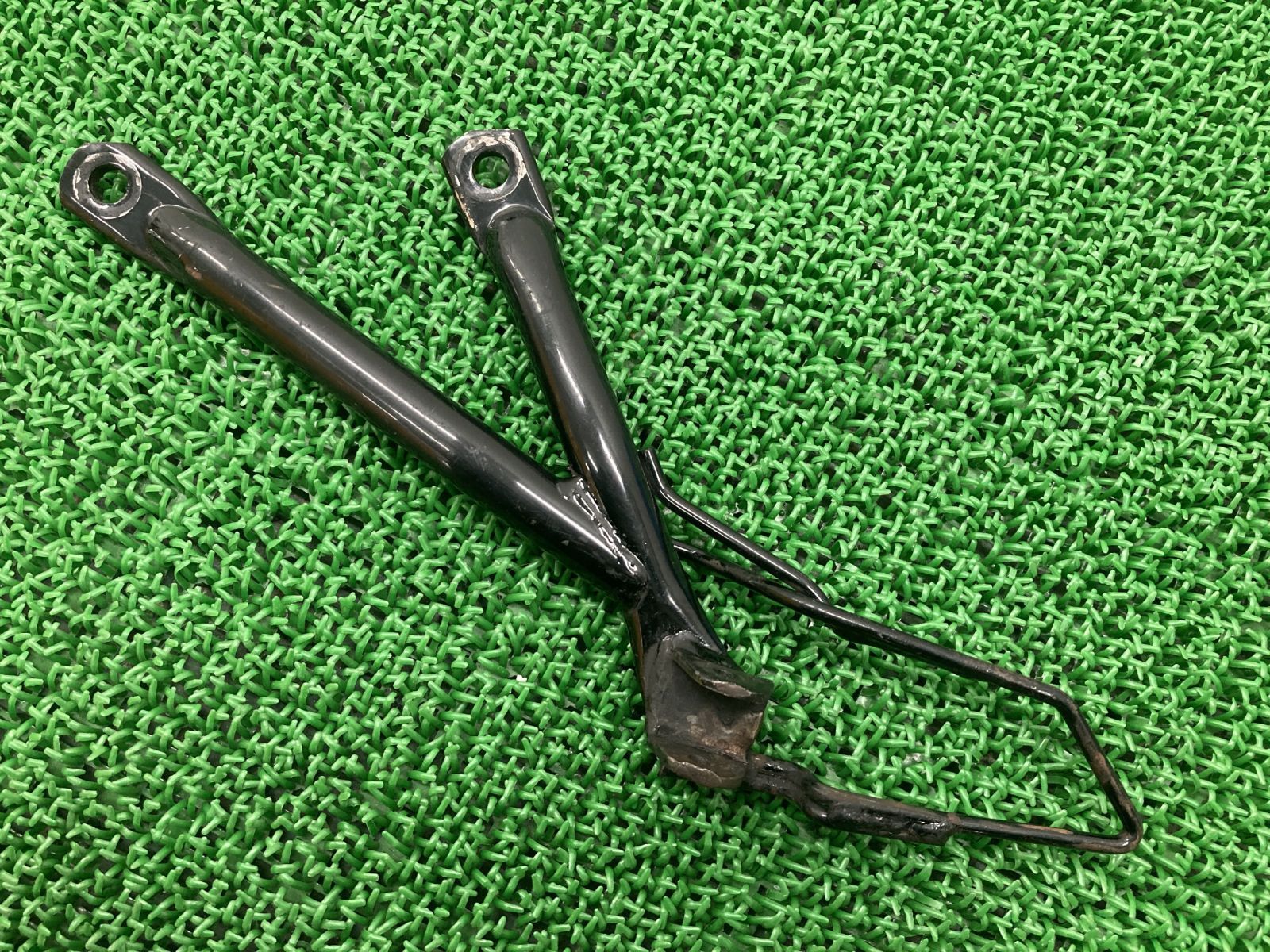 SR400 タンデムステップ 左 ヤマハ 純正 バイク 部品 1JR RH01J