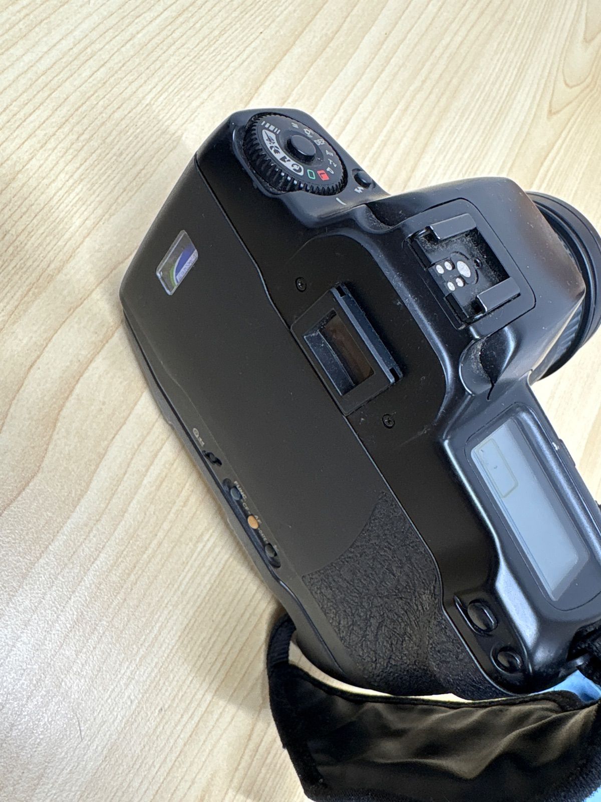 Canon EOS10QD フィルムカメラ レンズ付き - メルカリ