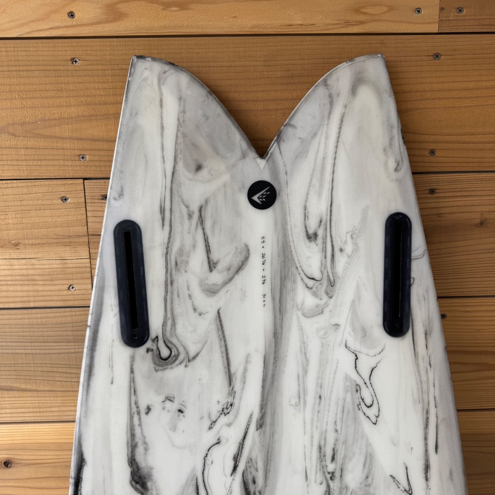 美中古 ファイヤーワイヤー FIREWIRE 5'5 TOO FISH HELIUM 31.6L