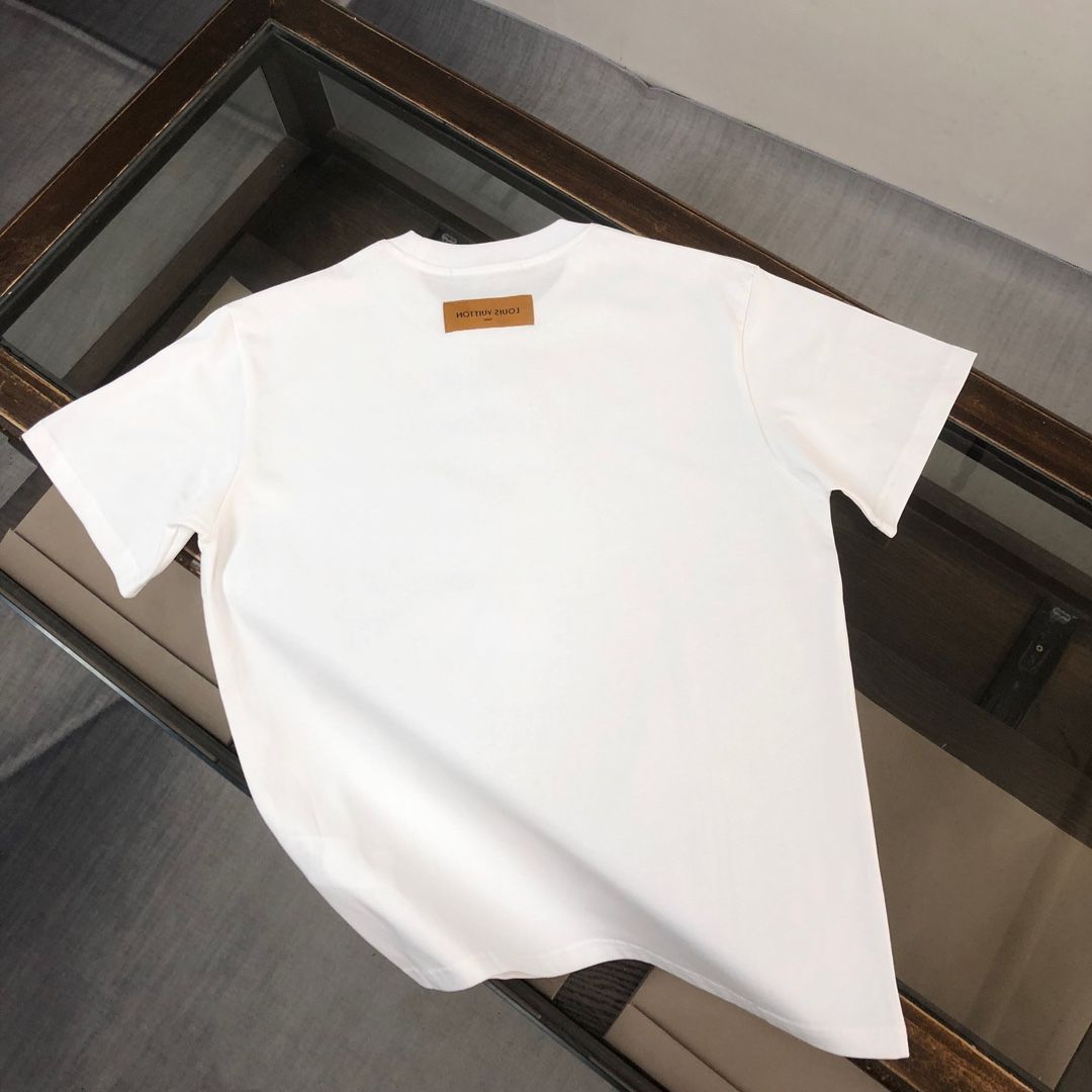 【★完売必至★】Louis Vuitton ☆ クルーネックトップ 本日限定特価】Louis Vuitton クルーネックTシャツ - 高品質