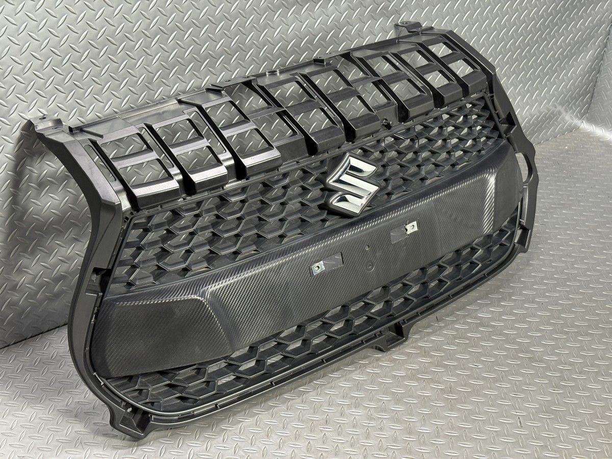 品番71741-68R00 レーダー穴無