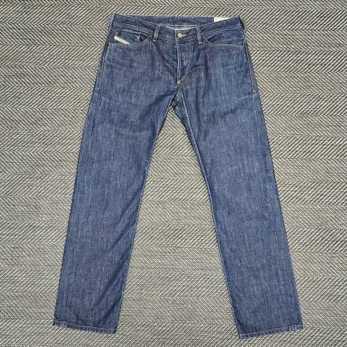 【雷市場（ポンジャン）商品韓国直送】 DIESEL(ディーゼル) デニム メンズ 33