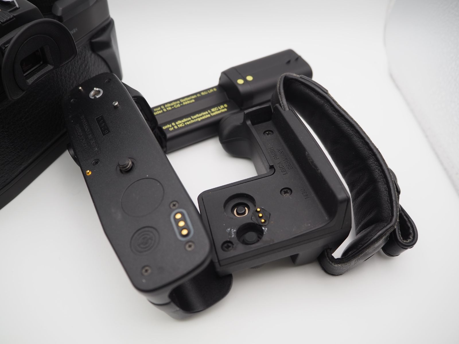  ライカ Ｒ7 モーターワインダーＲ付き 一眼レフカメラ(フィルム) フィルムカメラ