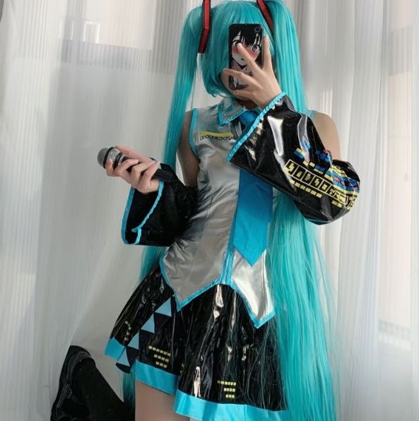 少女働漫白銀エナメルJK女装 初音ミク コスプレ衣装（ウィッグ）二次会 