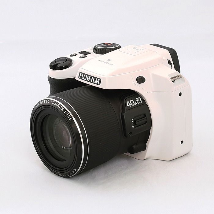 フジフイルム) FUJIFILM フジ FinePix S8200 ホワイト 【公式通販】