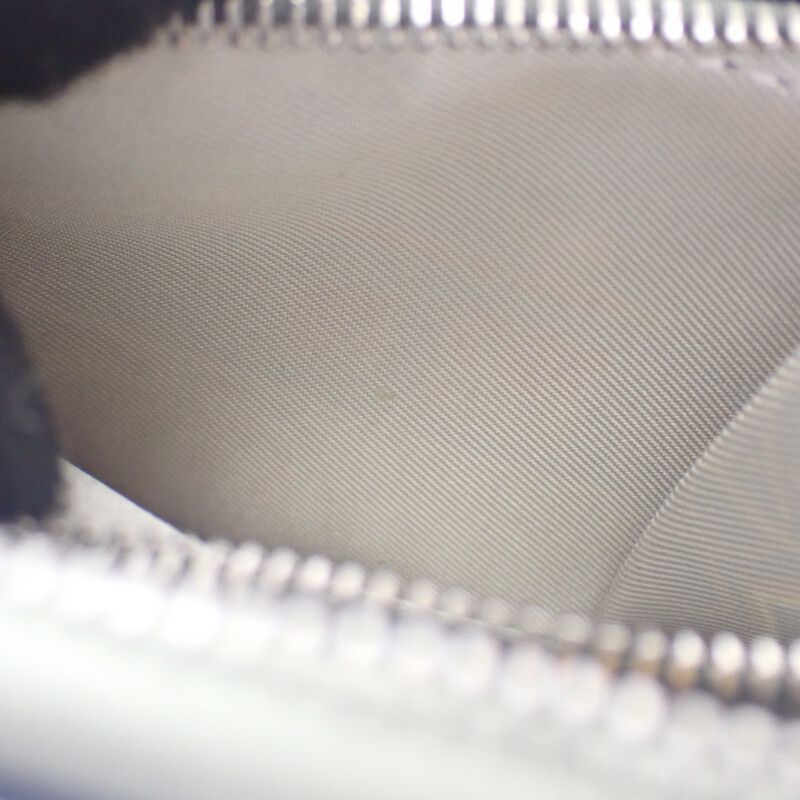 シルクインコンパクト