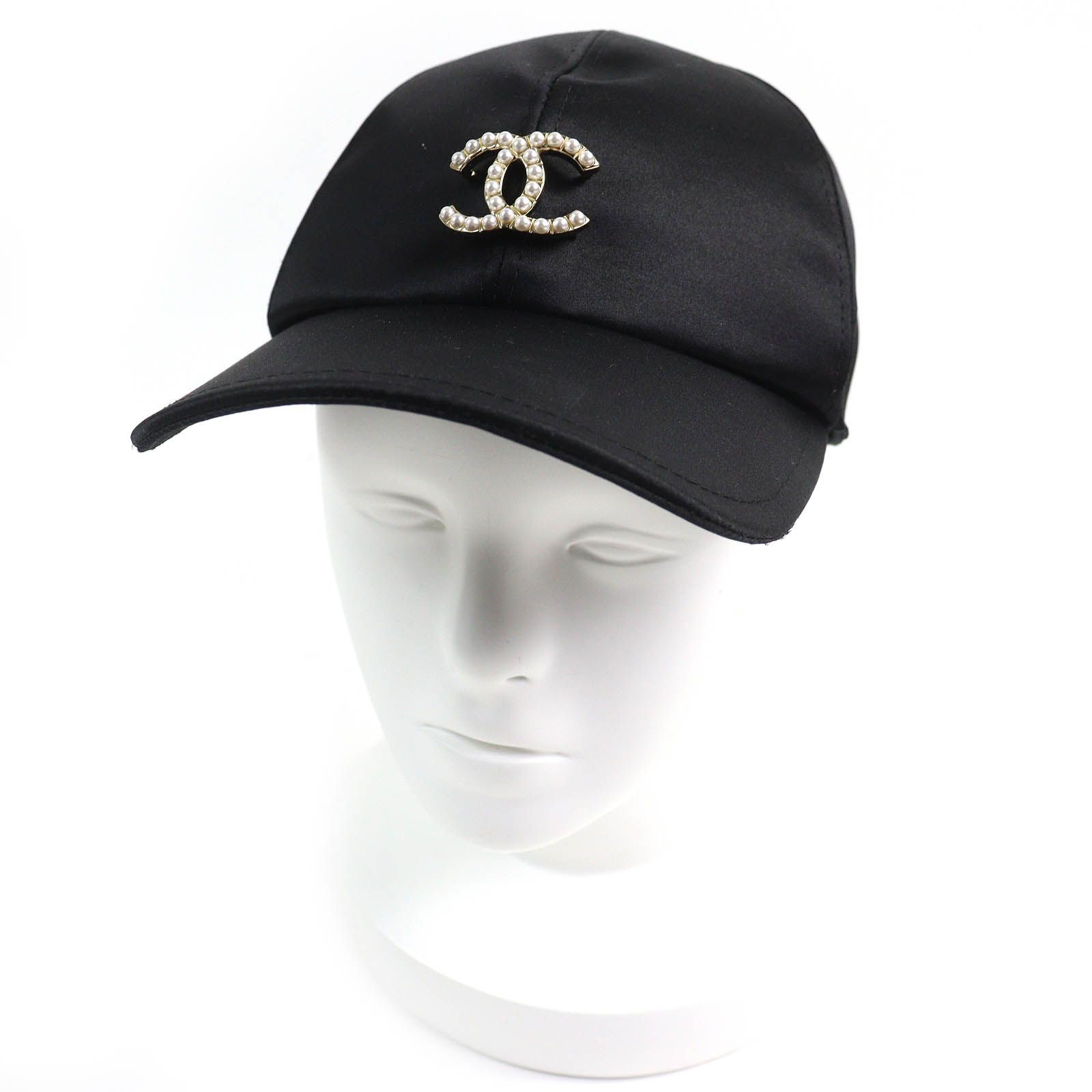 △CHANEL シャネル 23S シルク100％ ココマーク フェイクパール サテン ベースボールキャップ 帽子 ブラック レディース 大人 ◎