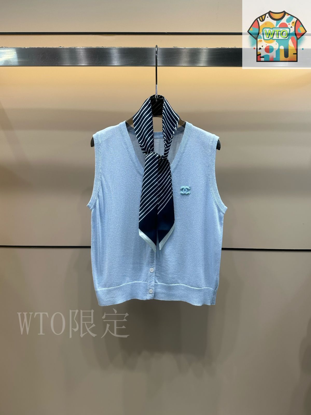 ♦最終！売り切り大幅値下げ！シャネルWOOLベスト！ ♦価格交渉可能! ♢最終！売り切り大幅値下げ！シャネルWOOLベスト！ ♢価格交渉可能!