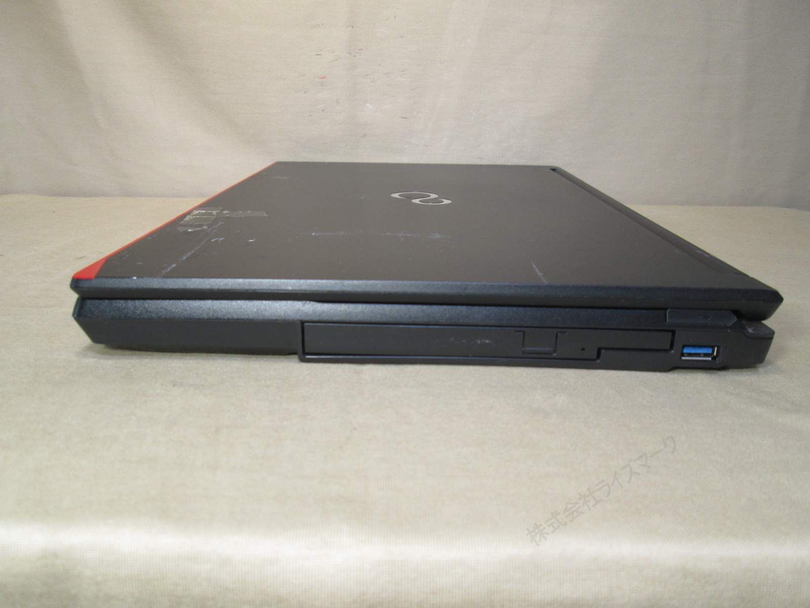 富士通 LIFEBOOK A576/RX【Core i3 6006U】 【Windows11 Home】MS 365