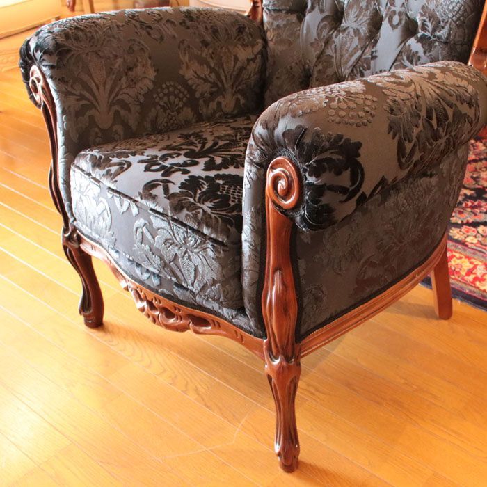 イタリア製 シングルソファ Single sofa 布張り 1P ブラック 黒 猫脚 クラシック家具 輸入家具 アームチェア チェア ソファー イス  椅子 チェア 肘掛け椅子 おしゃれ かわいい インテリア 高級