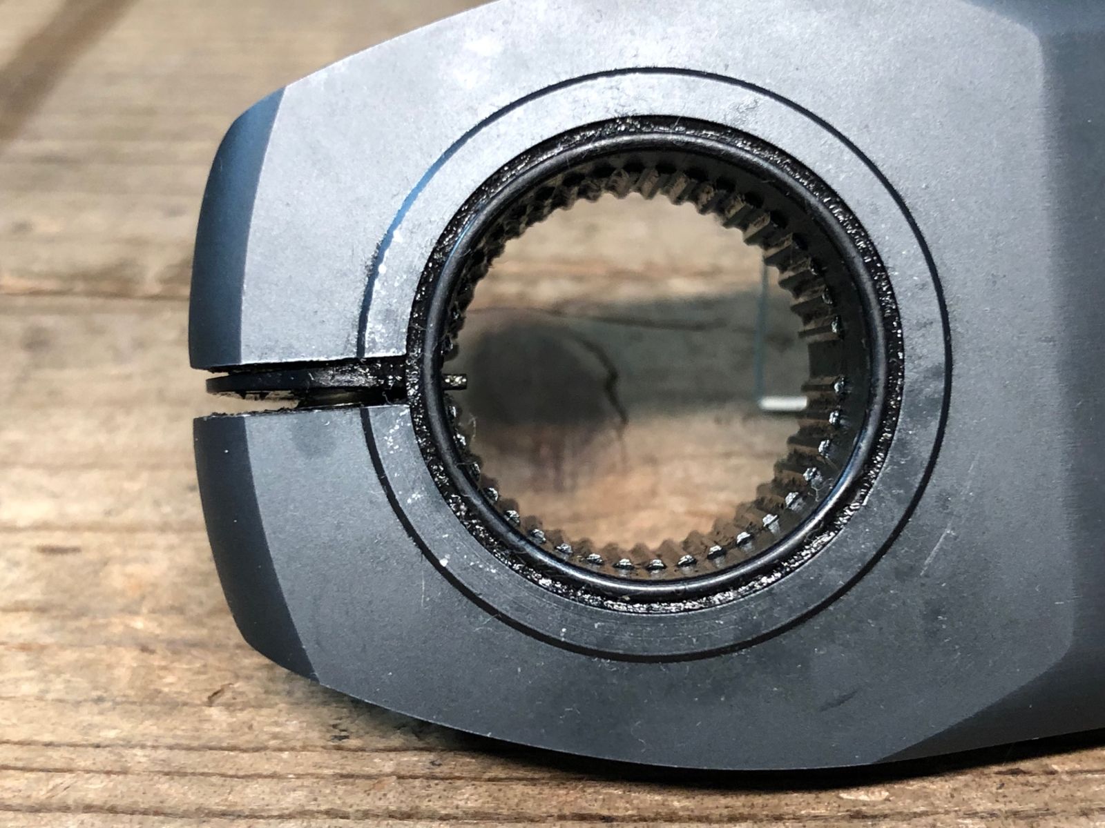 パワーメーター 左