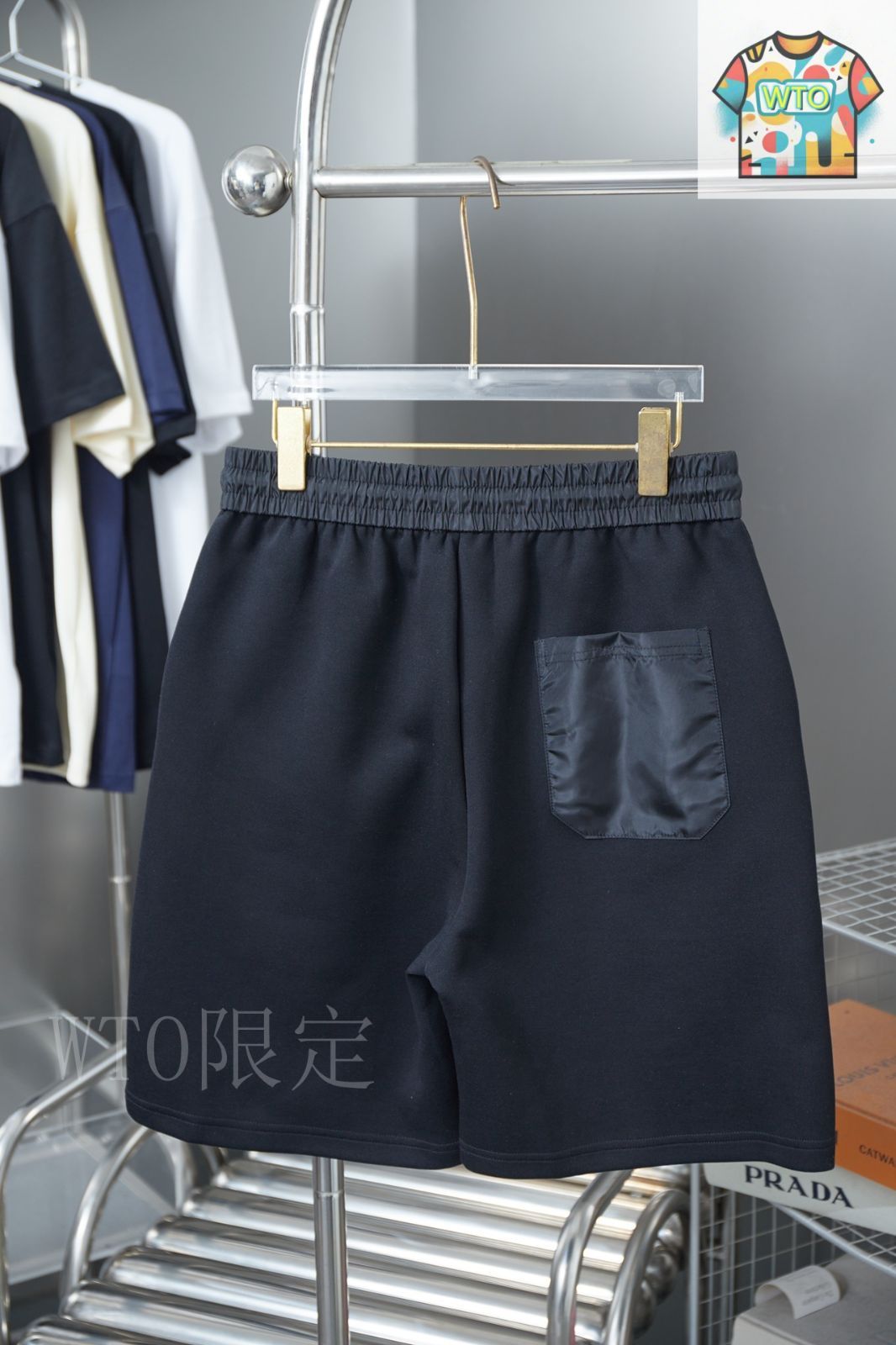 【PRADA】ポプリン ショーツ関税込み SALE PRADA】ポプリン ショーツ関税込み SALE