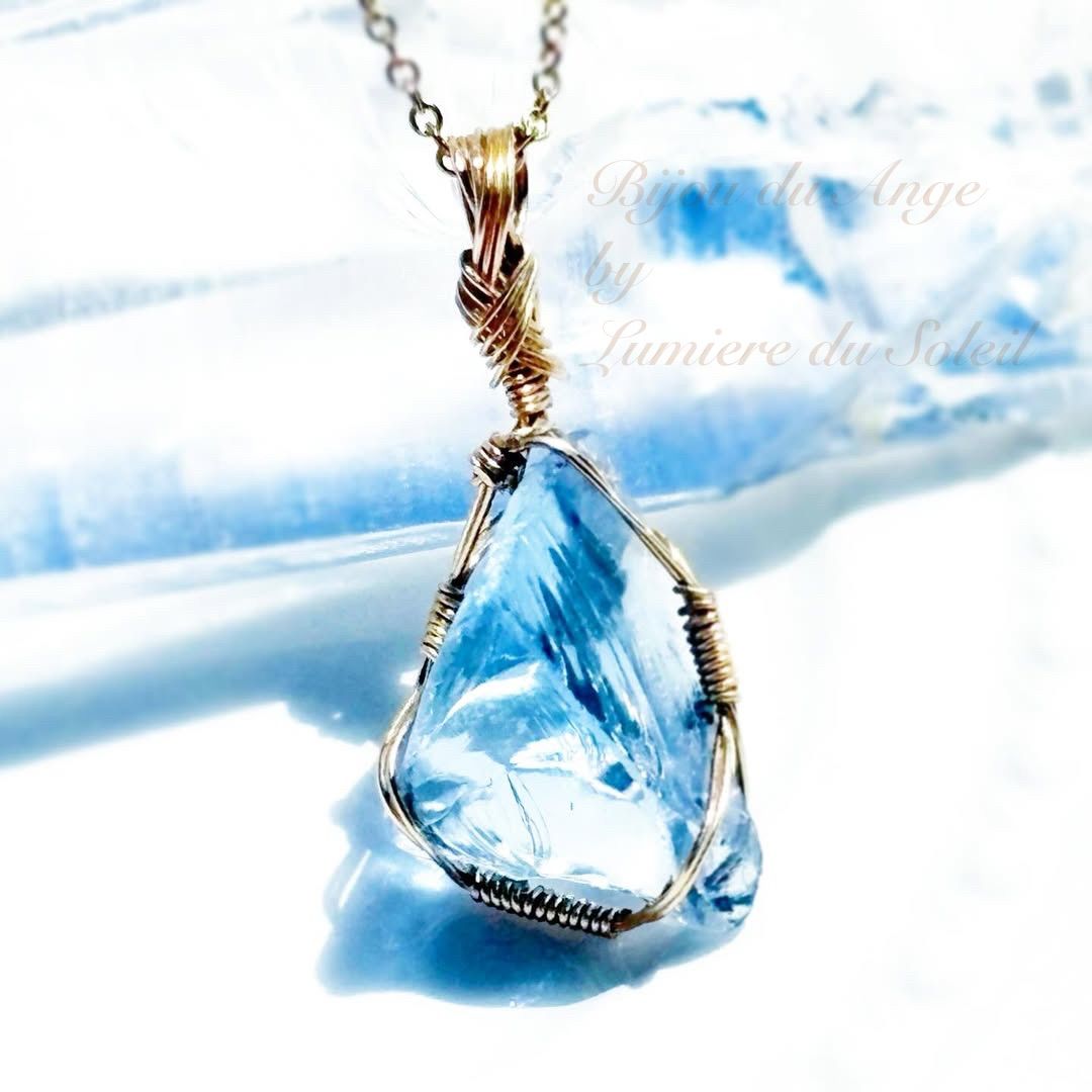 自分にとってのベストを選ぶ〜アンダラクリスタルのバイカラー