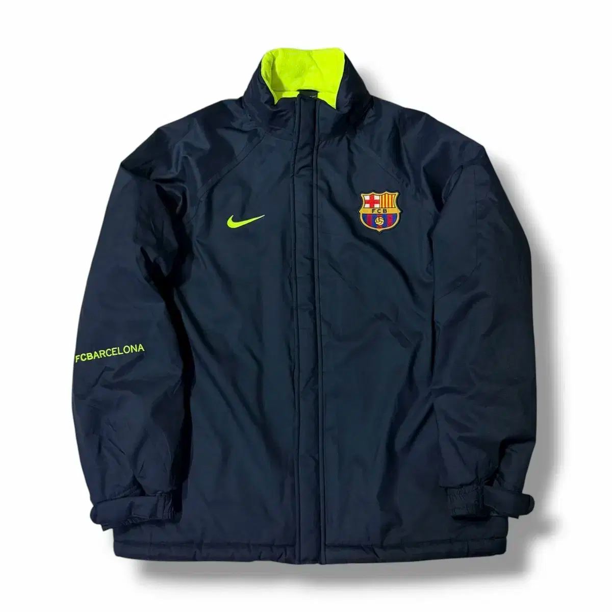 Nike x バルセロナ ベンチ ドッバ