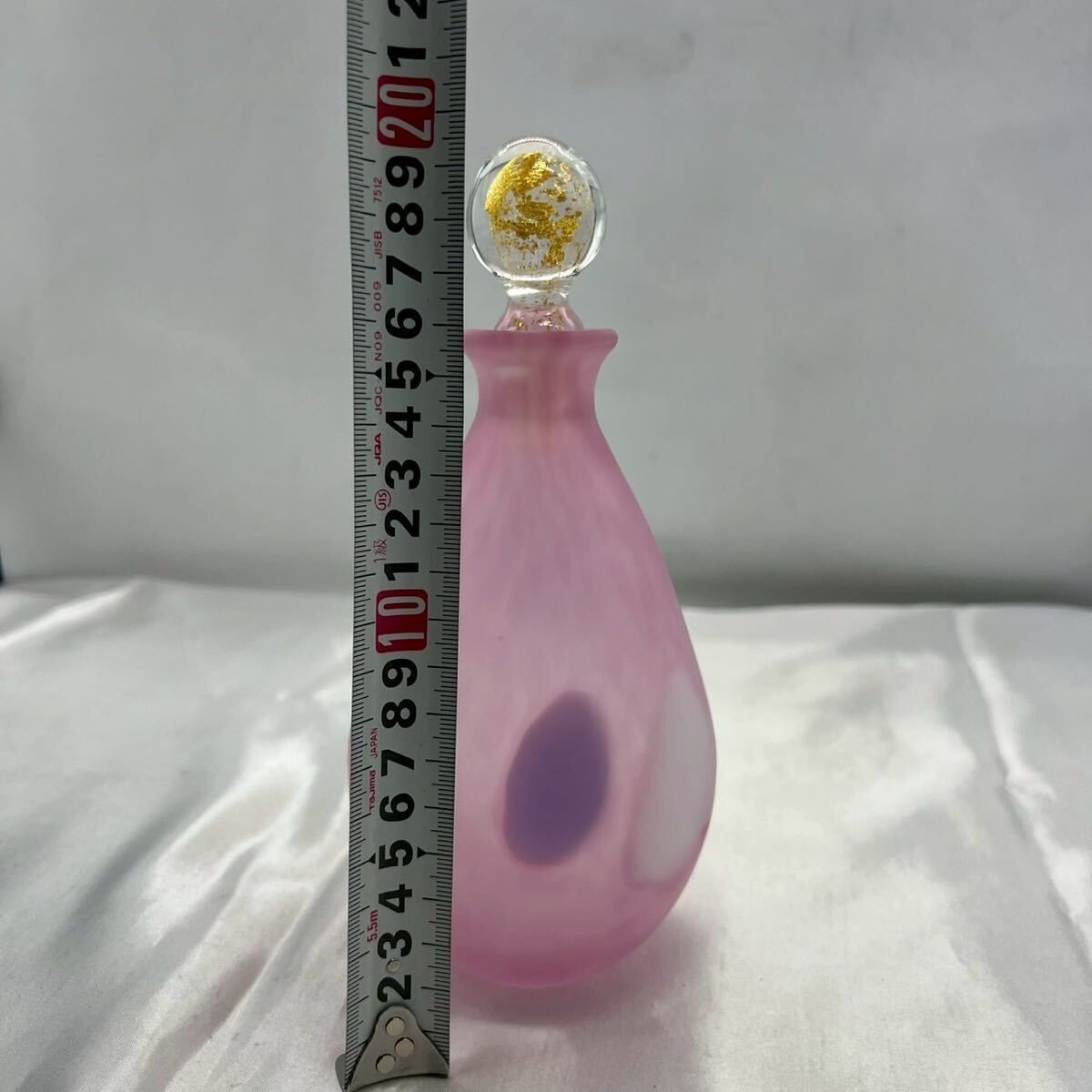 藤田潤作　工芸ガラス手吹　金彩　銘(水の精)38cm 美品 藤田潤作 工芸ガラス手吹 金彩 銘(水の精)38cm 美品