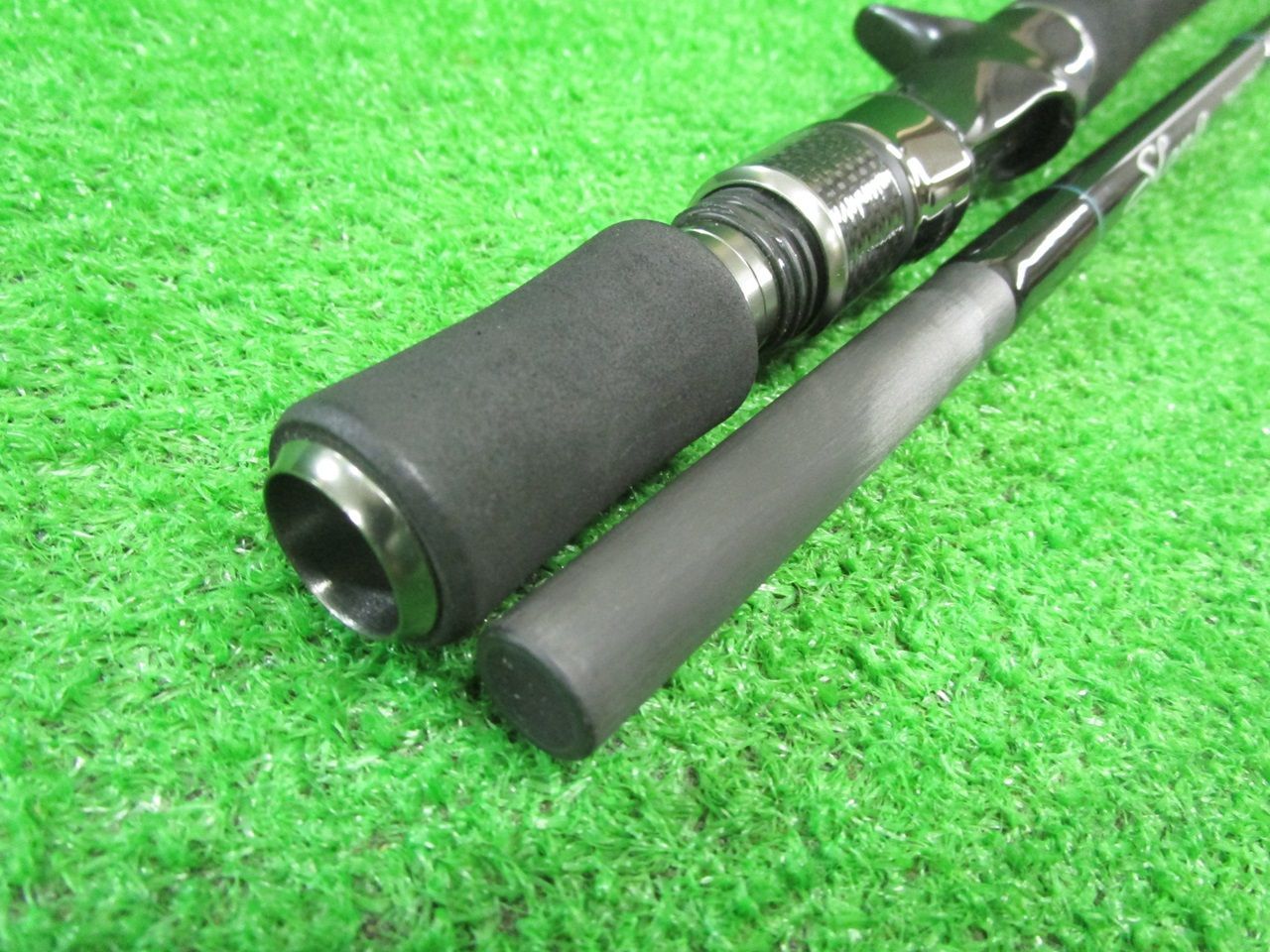 デジーノレーベルスラング Tsuji Yutakaデジーノレーベン スラング