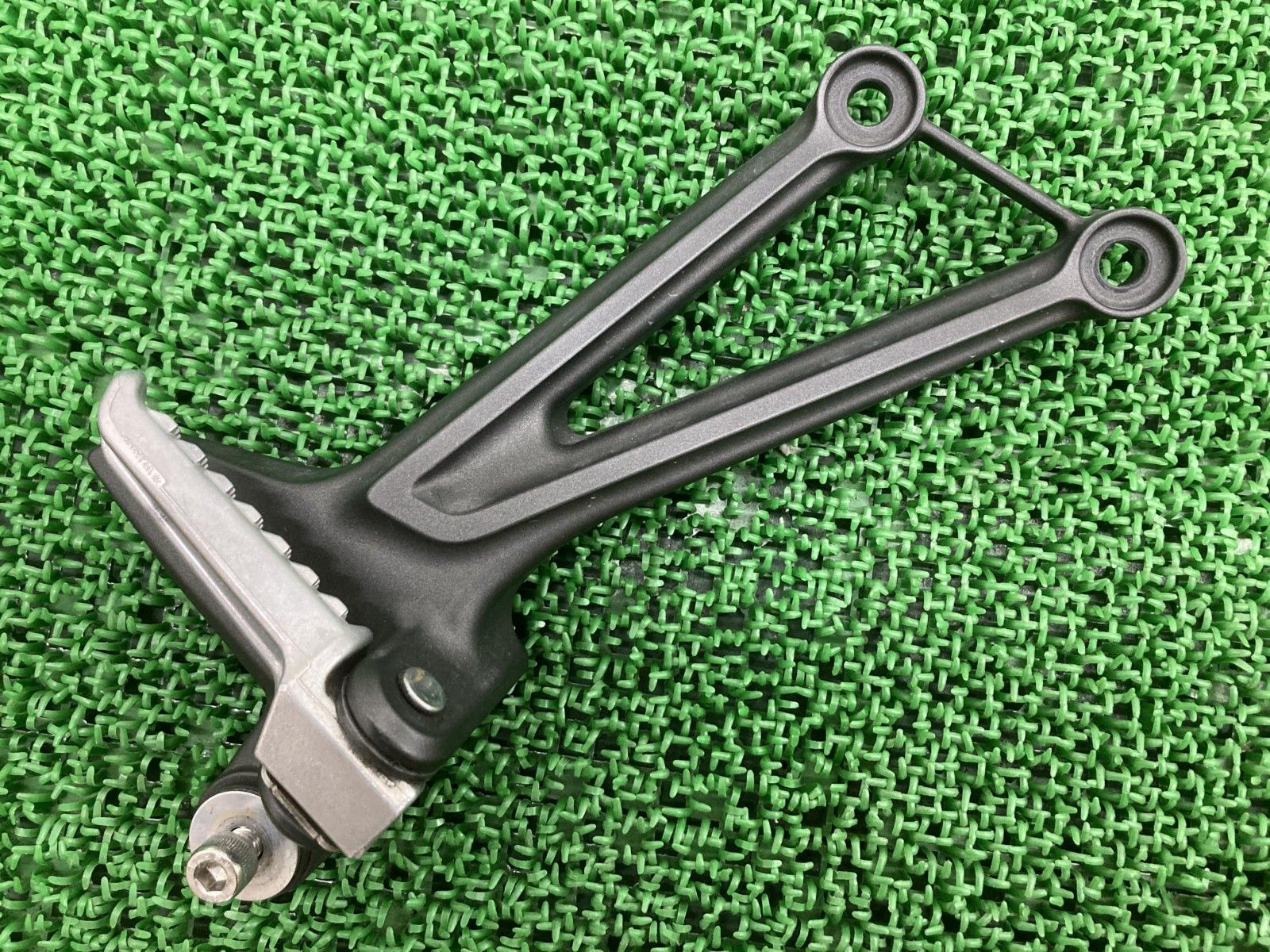 Z900RS タンデムステップ 右 1394 カワサキ 純正 バイク 部品 ZR900C