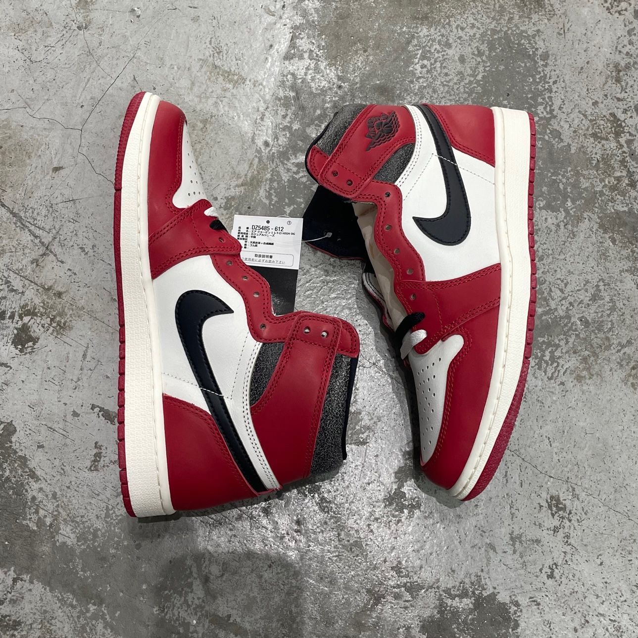 国内正規 未使用品 NIKE AIR JORDAN 1 RETRO HIGH OG CHICAGO LOST 
