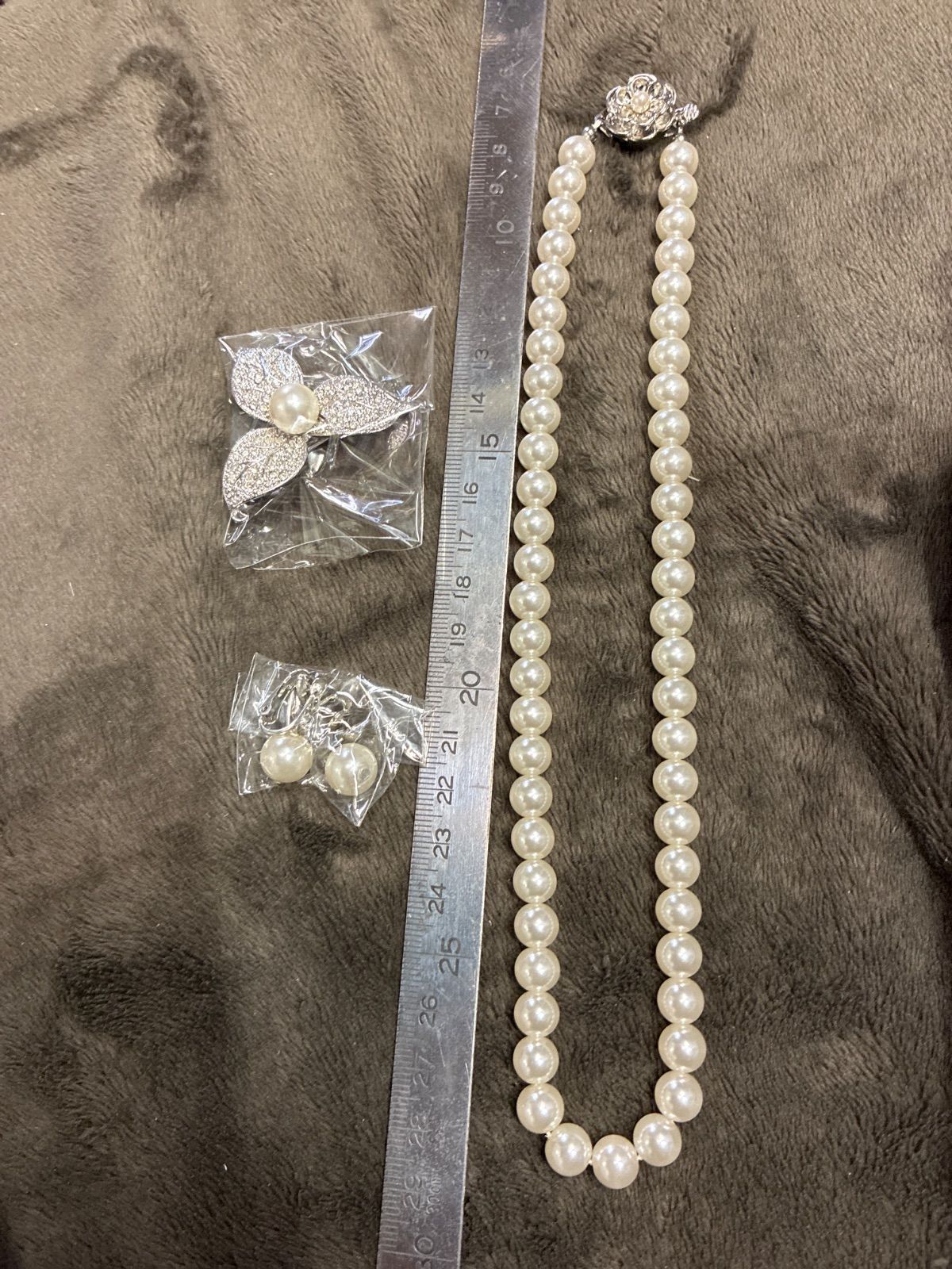 まとめ売り イミテーション パール 複数 パール イミテーションアクセサリーセット 整理番号Z6 - メルカリ