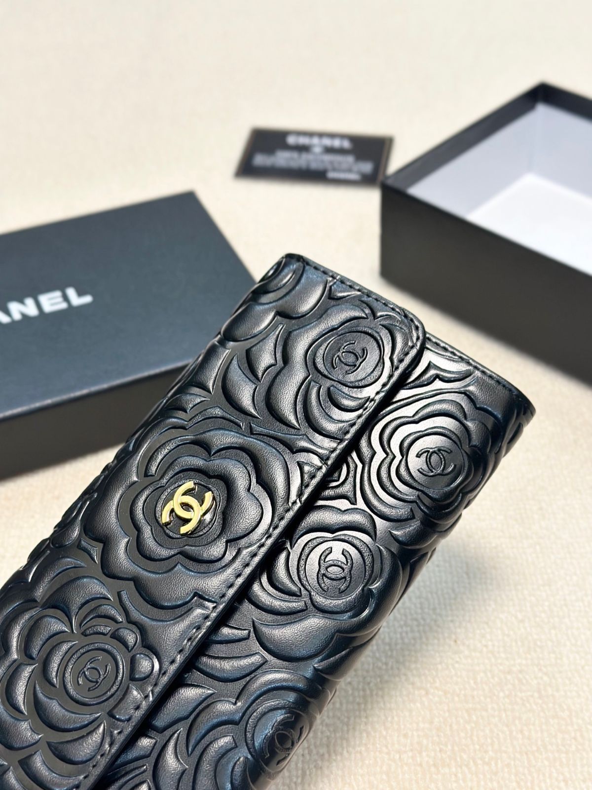 【カメリアがアクセント＊】特別感をプラス◆ CHANEL ベルト 本日特価] シャネル レディース ウォレット カメリアデザイン