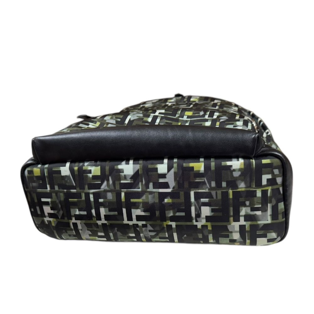 フェンディ カモフラージュ STAMPA CAMOUFF ズッカ リュック