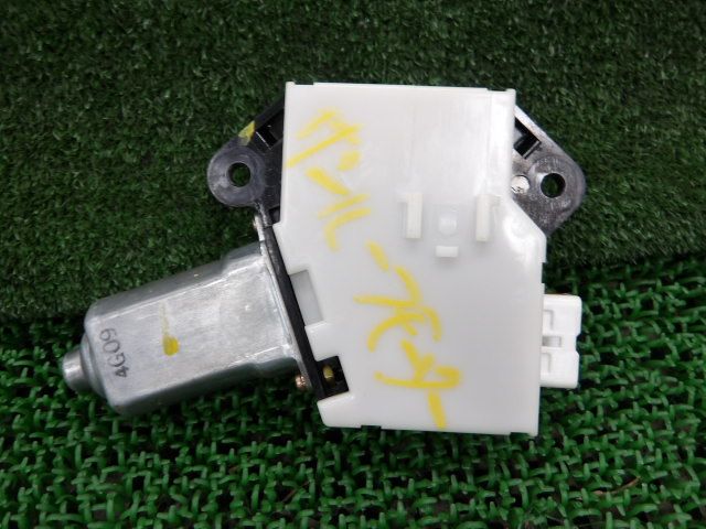 3FP7639 AUP4 トヨタ アルファード MNH10W MNH15W 前期 MZ Gエディション サンルーフモーター 89721-58010 FFCRYSTALESIA_COM