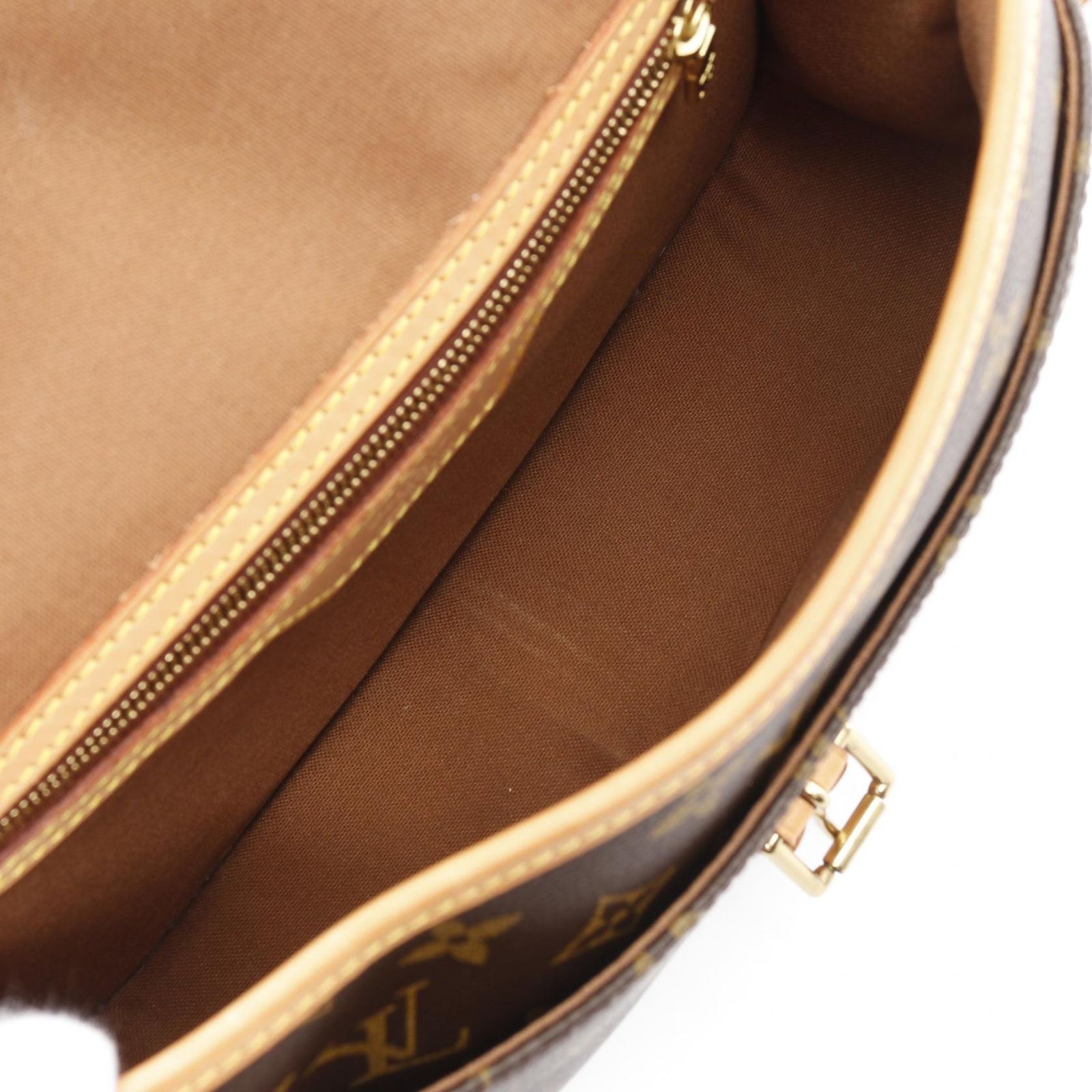VUITTON