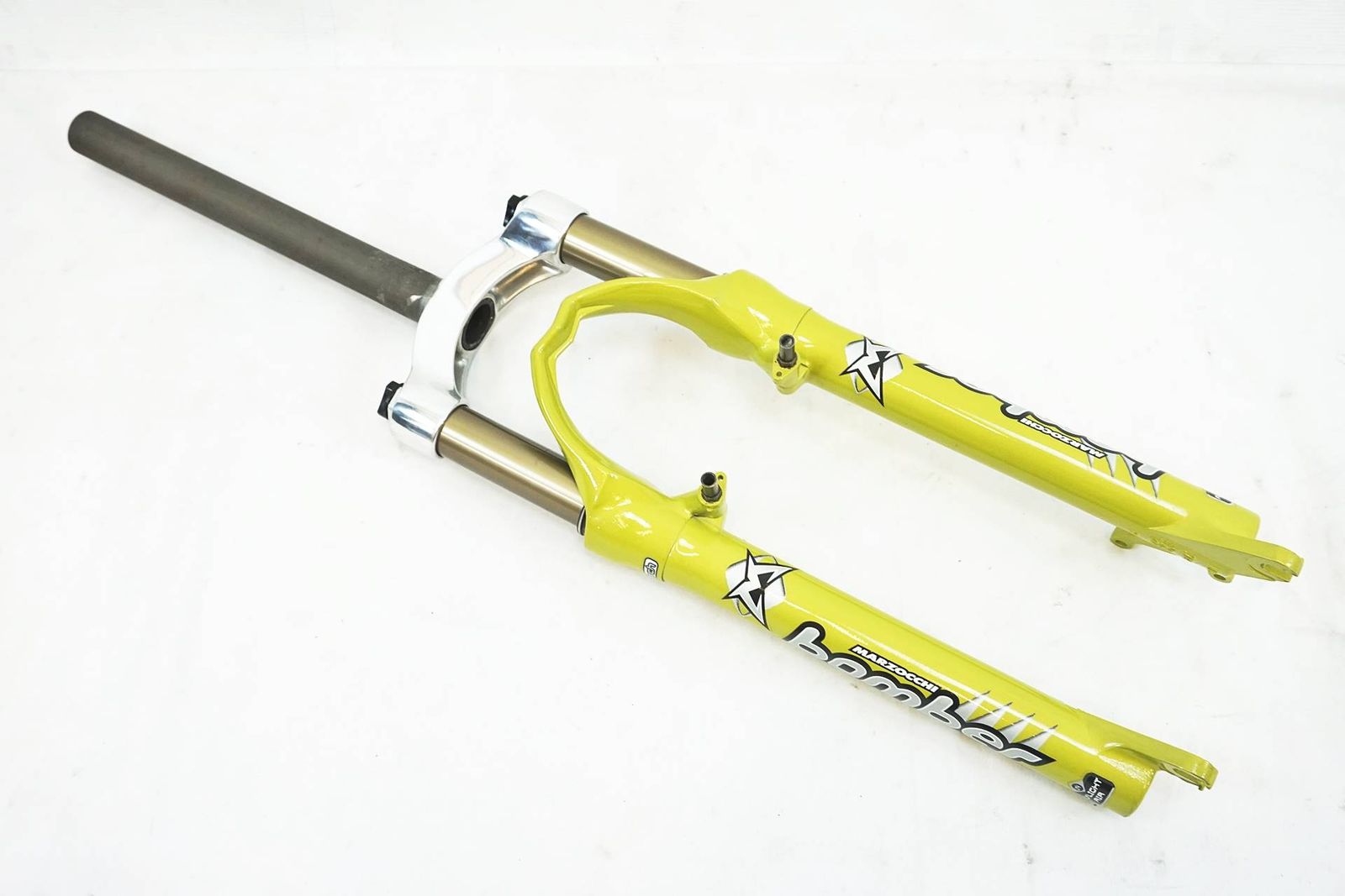 MARZOCCHI マルゾッキ BOMBER Z4 Φ28.6 26インチ サスペンションフォーク | バイチャリ有明店