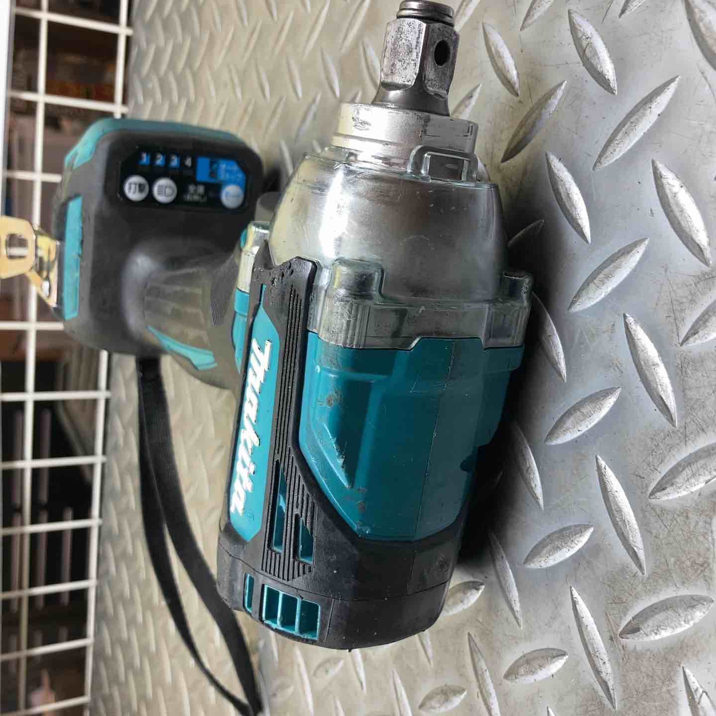 コードレスインパクトレンチ TW300DZ