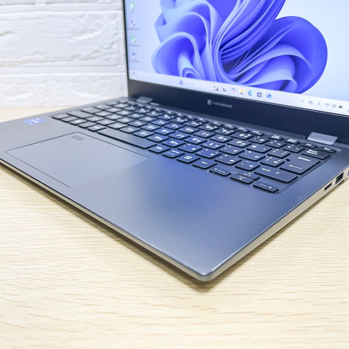 2021年3月モデル Dynabook G83/HS Core i5 第11世代