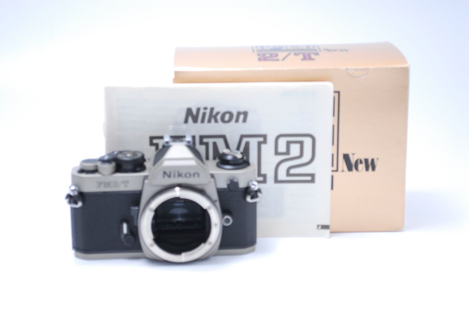 101071 元箱付き☆ほぼ新☆Nikon ニコン FM2/T チタン ボディ