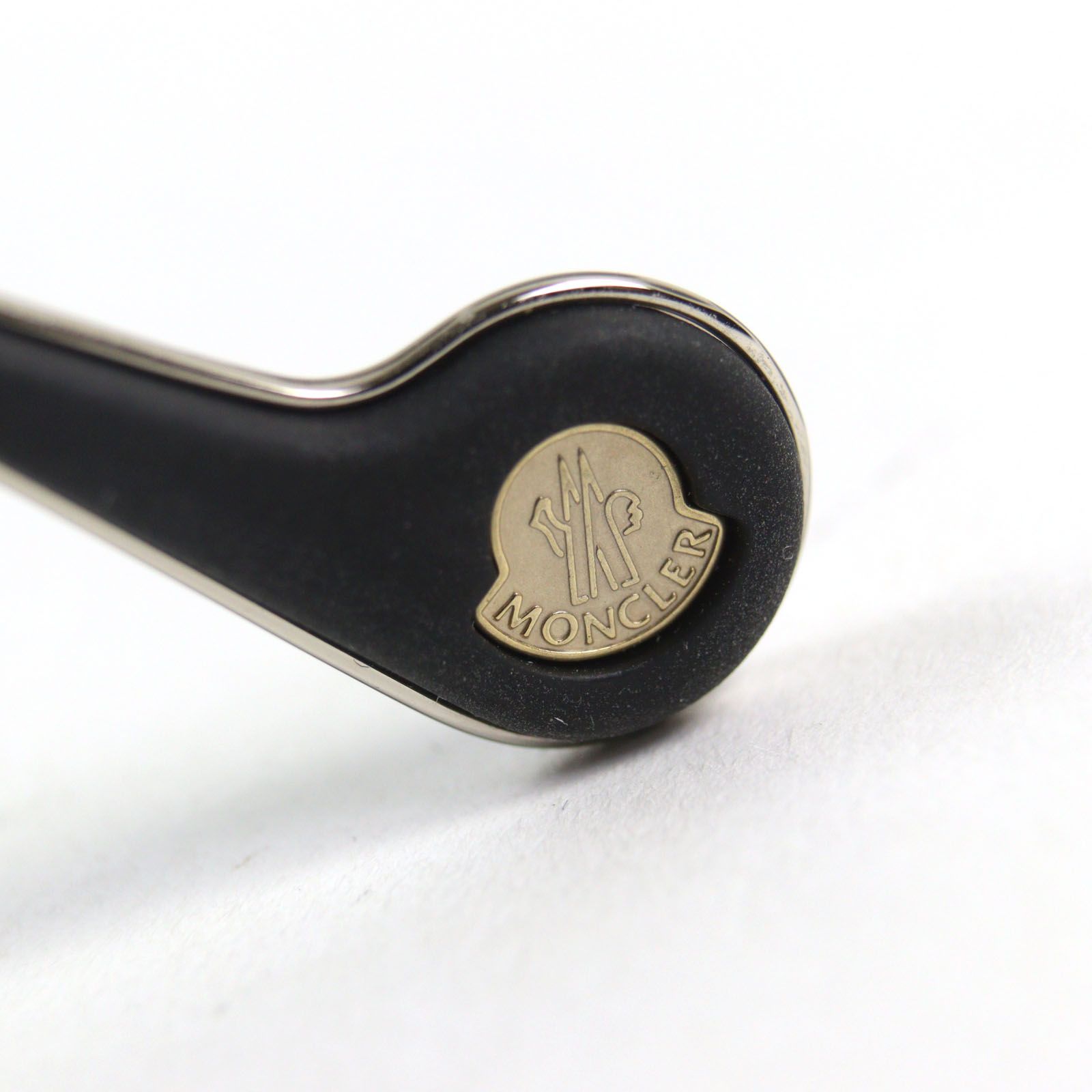 未使用品○MONCLER モンクレール ML 5046 ロゴ金具付き ダブルブリッジ