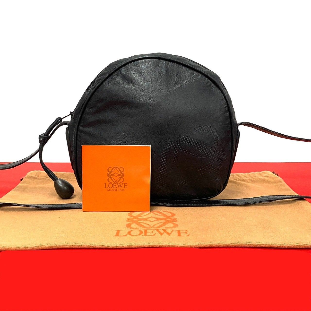 極 美品 希少品 LOEWE ロエベ ヴィンテージ アナグラム ロゴ ナッパレザー 本革 ショルダーバッグ ポシェット ブラック 黒 50950 -  メルカリ