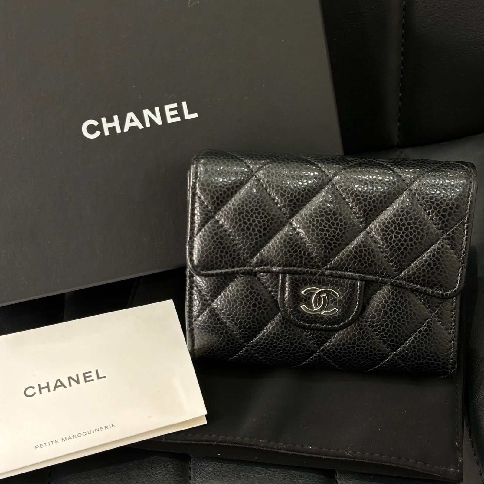 ΩNA3924 大人気！CHANEL シャネル 三つ折り財布 マトラッセ クラシック  