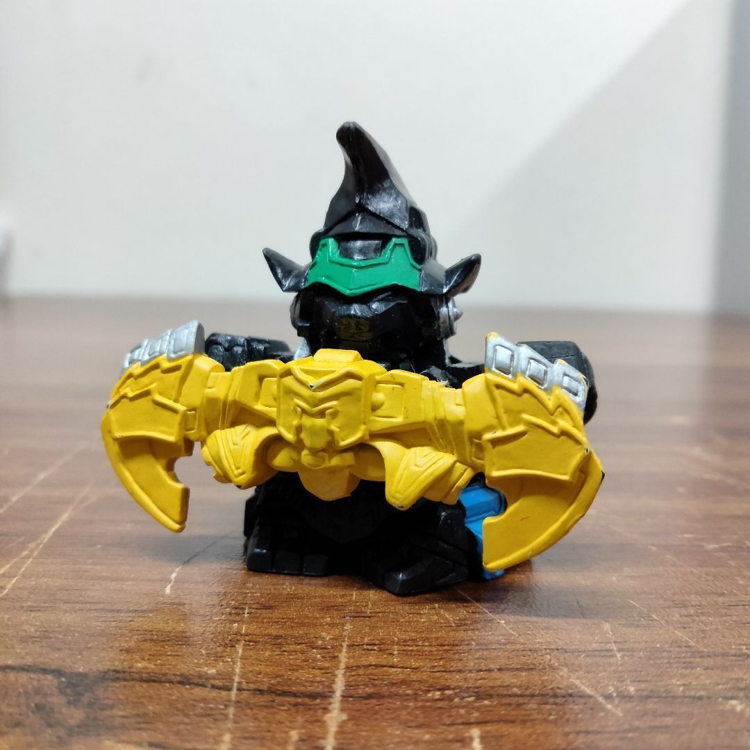 N-3540] 魔法戦隊マジレンジャー マジキング ミニフィギュア 2体