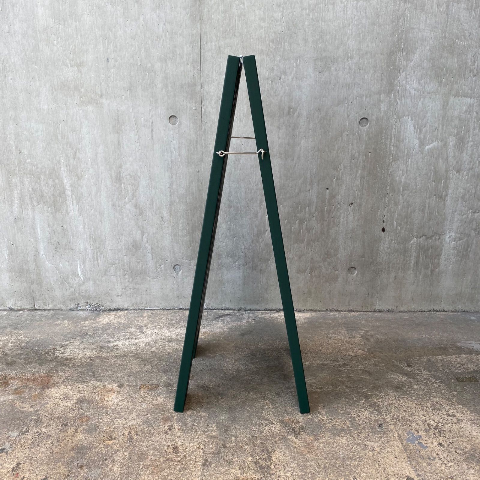 青いストリート立看板(板付)24mm合板 (高さ82cm幅44cm) 青いストリート立看板(板付)24mm合板 (高さ82cm幅44cm)